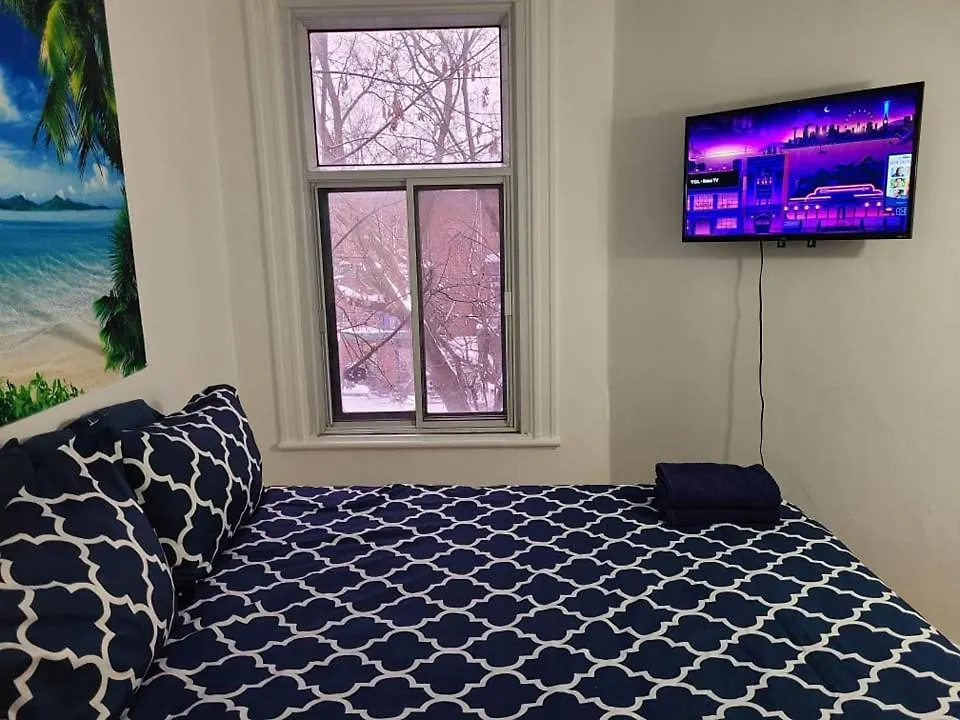 Full Kitchen \\ Tv + Netflix \\ Room B Montreal